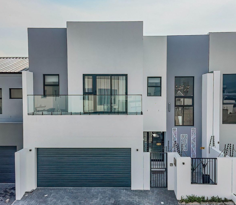 4 Bedroom Property for Sale in Sandown Western Cape
